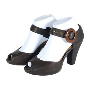 FRYE Women' Kelsey US6,5M Brown Soft Leather High Heel Ankle Strap Pumps Shoes